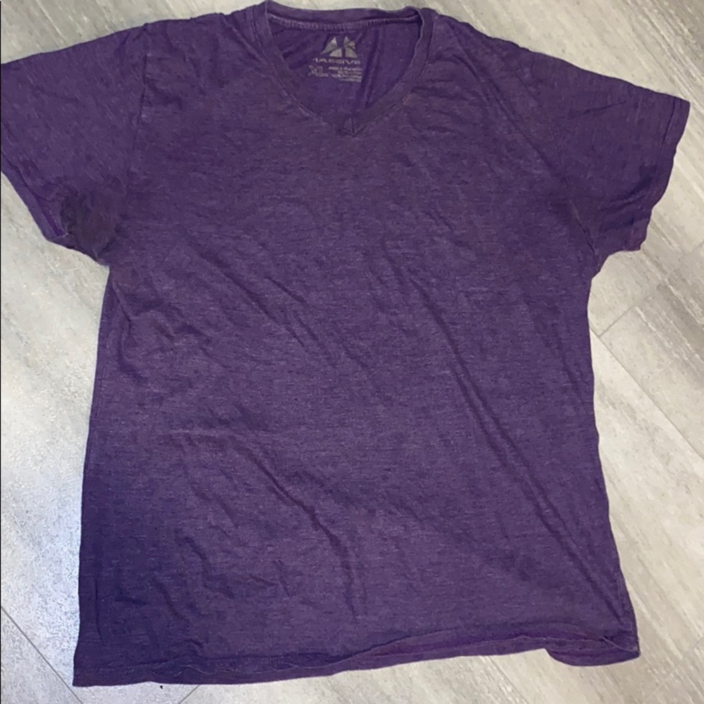 Tee shirt